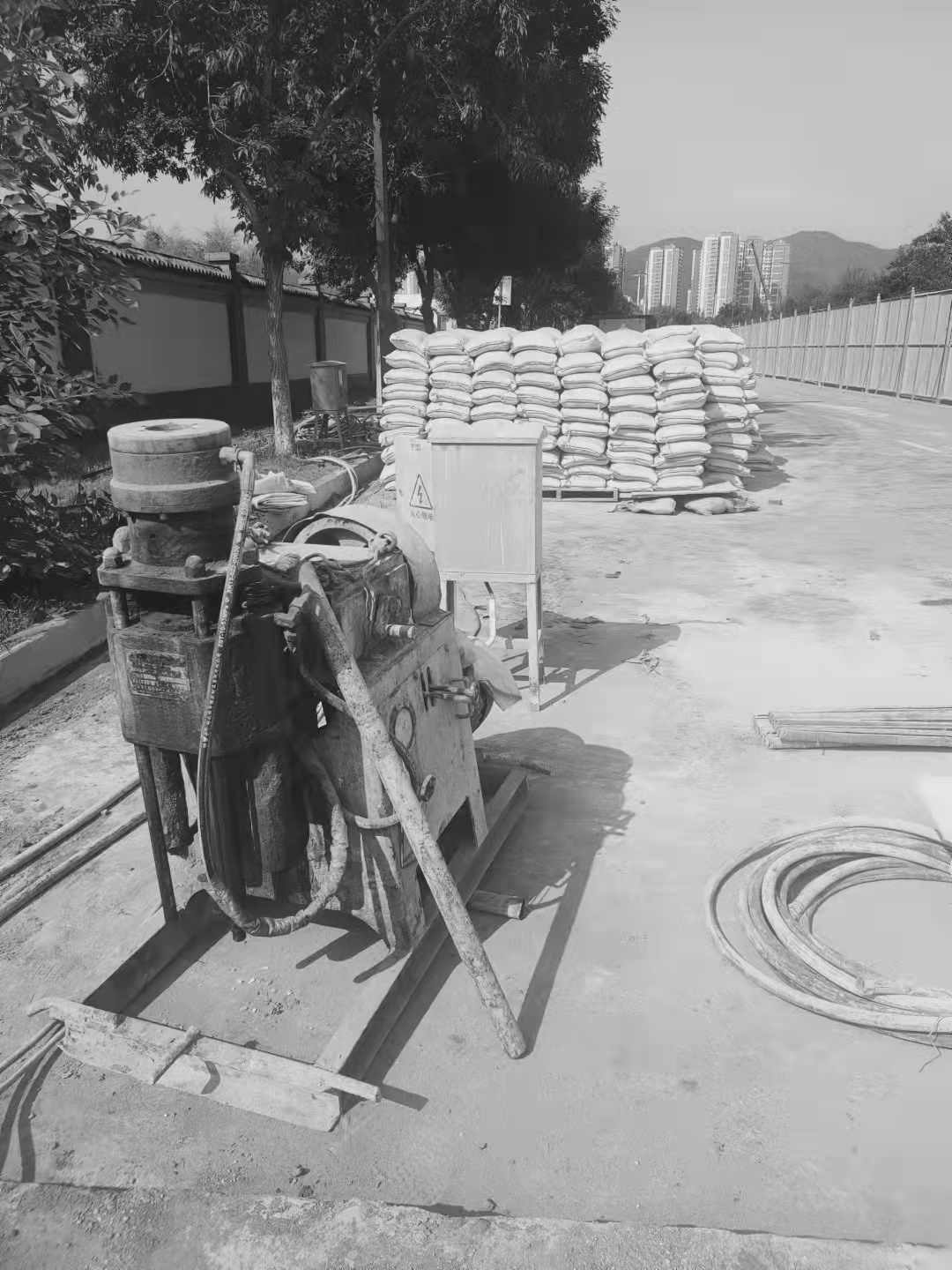 温江场区重载车疑难路基处理方案